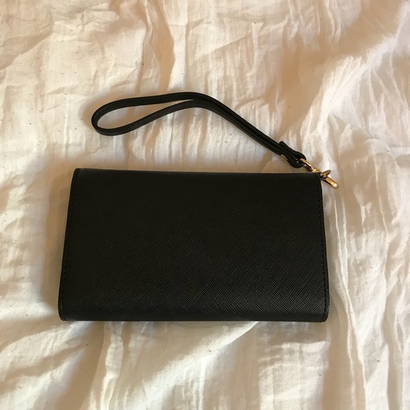 KATE SPADE Black Folding Wristlet - Picture 2 of 3